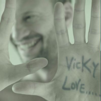 Copertina Vicky Love
