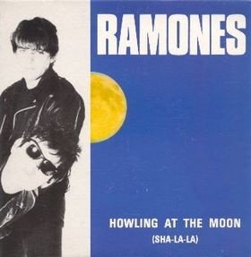 Copertina Howling at the Moon
