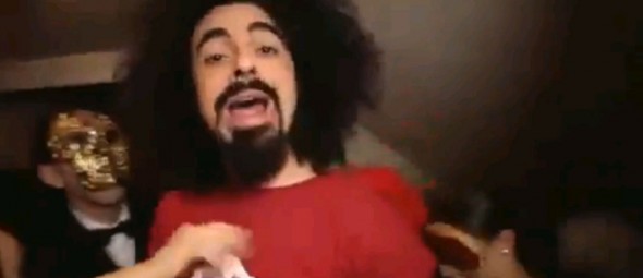 Chi-se-ne-frega-della-musica-Caparezza